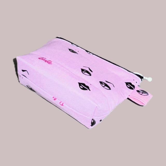 【15p】ミニ◆Barbie◆バービーフェイス・ロゴ×ピンク地◆ファスナーポーチ < 女性ファッション 【15p】ミニ◆Barbie◆バービーフェイス・ロゴ×ピンク地◆ファスナーポーチ < 女性ファッションの