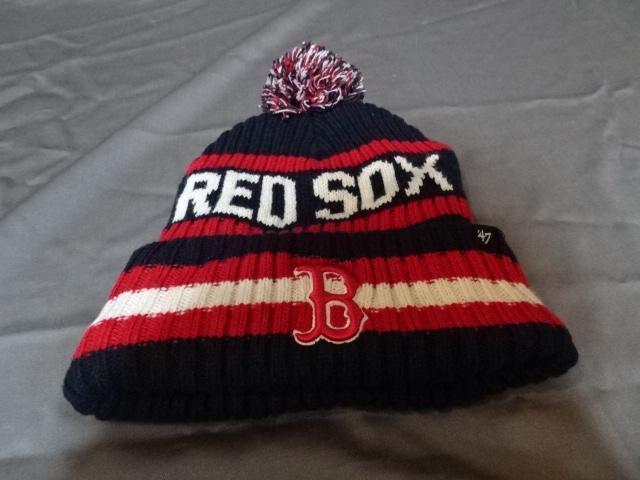 【47BRAND】社製 MLBメジャー ボストン レッドソックス【BOSTON REDSOX】 【B】ロゴ刺繍入り ニットキャップ < 男性ファッション  【47BRAND】社製 MLBメジャー ボストン レッドソックス【BOSTON REDSOX】 【B】ロゴ刺繍入り ニットキャップ < 男性ファッションの