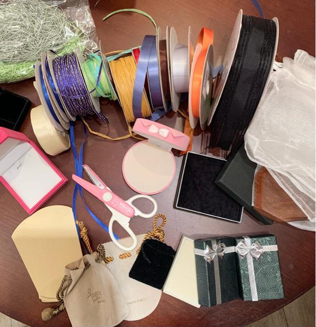 ラッピング用品 まとめ売り ピンキングハサミ < インテリア/ライフ ラッピング用品 まとめ売り ピンキングハサミ < インテリア/ライフの