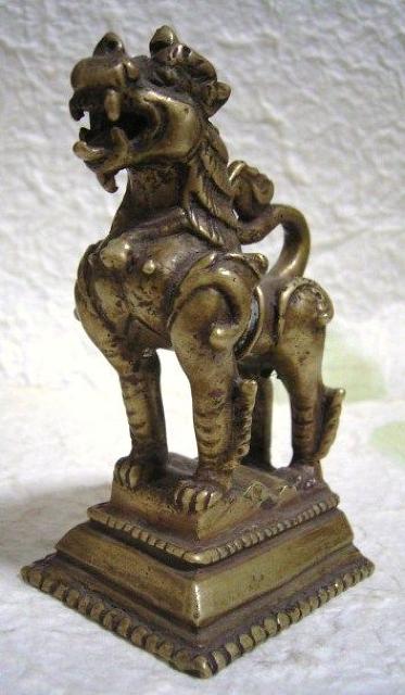 ☆即決☆真鍮製 守護神*獅子 10.2センチ 仏像・風水 < インテリア/ライフ  ☆即決☆真鍮製 守護神*獅子 10.2センチ 仏像・風水 < インテリア/ライフの