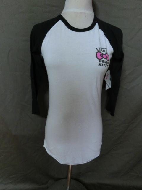 アメカジ【Vans】x【Hello Kitty】コラボ 7分袖丈プリントT US S < 女性ファッション  アメカジ【Vans】x【Hello Kitty】コラボ 7分袖丈プリントT US S  < 女性ファッションの