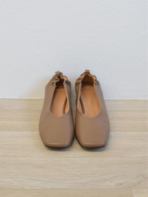 定価8,800円●ギャザースクエアパンプス●ブラウン●24cm●Reurieレウリィ < 女性ファッション  定価8,800円●ギャザースクエアパンプス●ブラウン●24cm●Reurieレウリィ < 女性ファッションの