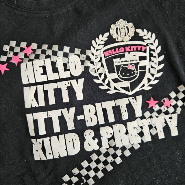 美品*ハローキティ*Tシャツ*ロゴ*エンブレム*チェッカー*スパンコール*キティちゃん*黒 < 女性ファッション  美品*ハローキティ*Tシャツ*ロゴ*エンブレム*チェッカー*スパンコール*キティちゃん*黒 < 女性ファッションの