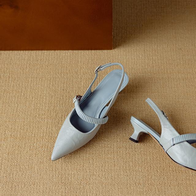 ポインテッドトゥラムレザーバックストラップサンダル全3色 < 女性ファッション  ポインテッドトゥラムレザーバックストラップサンダル全3色 < 女性ファッションの