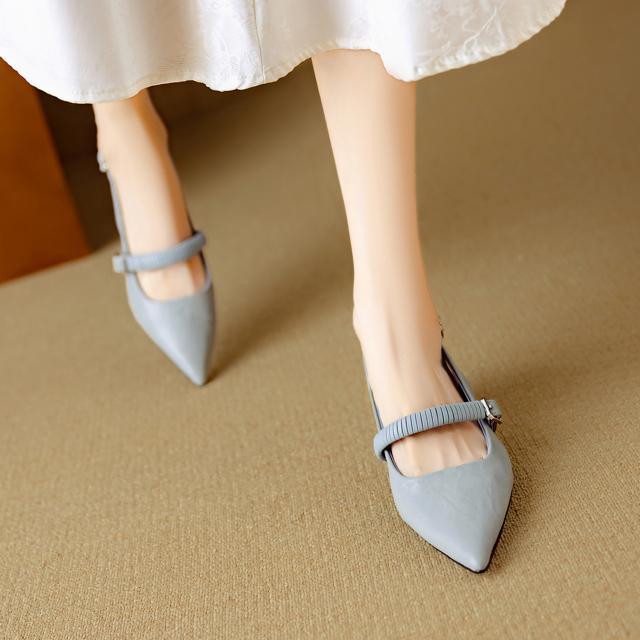 ポインテッドトゥラムレザーバックストラップサンダル全3色 < 女性ファッション  ポインテッドトゥラムレザーバックストラップサンダル全3色 < 女性ファッションの