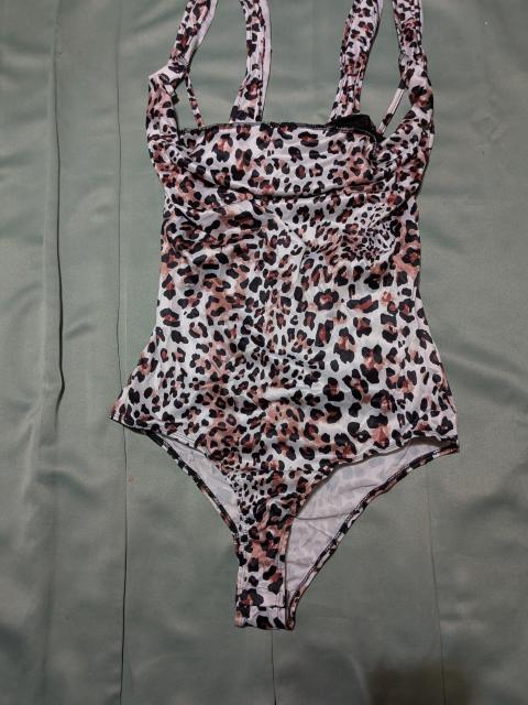 1063  i   ^ZNV[{fB[X[c   L   t@bV 