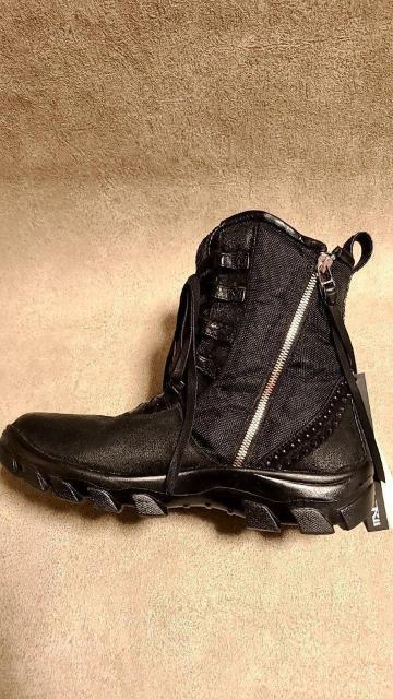 HYDE着新品KMRiiケムリ Black Metal Sneaker 42 < ブランド HYDE着新品KMRiiケムリ Black Metal Sneaker 42 < ブランドの