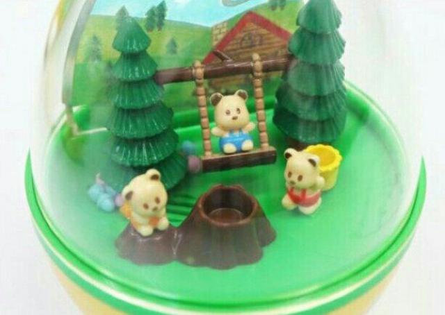 Vi A EH[^[Q[ 1992N   N} F g~[   