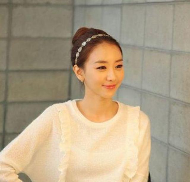 �S�[���h�J�����A�̃J�`���[�����w�A�o���h �J�`���[�V�� �� �����A�N�Z�T���[/���v�� 