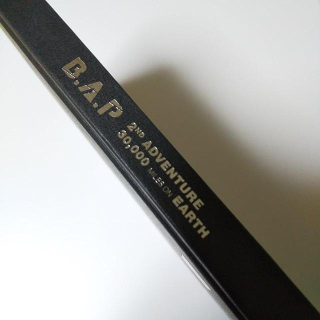 【廃盤】B.A.P 2枚組DVD+写真集【日本盤】2nd ADVENTURE < タレントグッズ  【廃盤】B.A.P 2枚組DVD+写真集【日本盤】2nd ADVENTURE < タレントグッズの