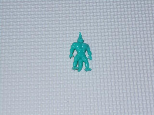 コリス フエラムネ 地底人 緑 4.5cm < ホビー  コリス フエラムネ 地底人 緑 4.5cm  < ホビーの