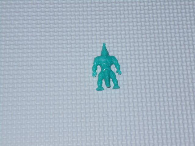 コリス フエラムネ 地底人 緑 4.5cm < ホビー  コリス フエラムネ 地底人 緑 4.5cm < ホビーの