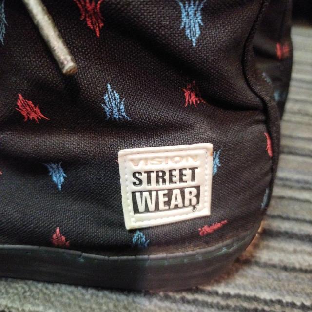 VISION STREET WEAR 黒 トライバル柄 ハイカットスニーカー < 男性ファッション  VISION STREET WEAR 黒 トライバル柄 ハイカットスニーカー < 男性ファッションの