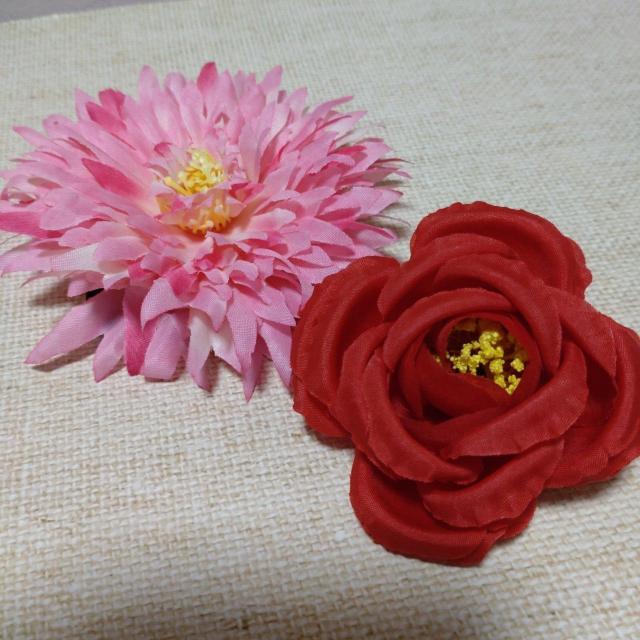 お花モチーフヘアゴム&ブローチセット < 女性アクセサリー/時計  お花モチーフヘアゴム&ブローチセット  < 女性アクセサリー/時計の