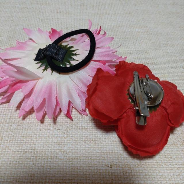 お花モチーフヘアゴム&ブローチセット < 女性アクセサリー/時計  お花モチーフヘアゴム&ブローチセット < 女性アクセサリー/時計の