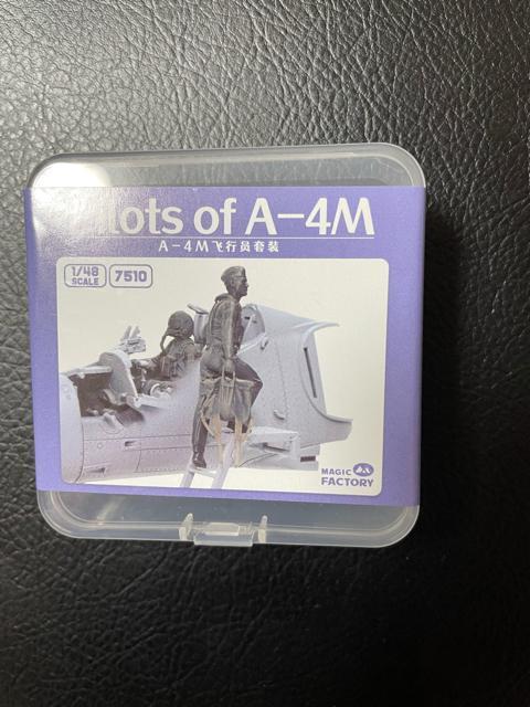 1/48 A-4Mレジン製パイロット、クルーフィギュア < ホビー 1/48 A-4Mレジン製パイロット、クルーフィギュア < ホビーの