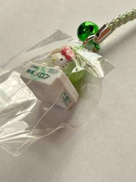 ハローキティ★2002★北海道限定★農作物 メロンver.★根付け < 家電/AV ハローキティ★2002★北海道限定★農作物 メロンver.★根付け < 家電/AVの