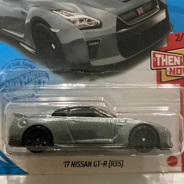 �z�b�g�E�B�[���E17���Y�X�J�C���C��GT-R R35�K�����^(�����o�i��) �� �z�r�[�� 
