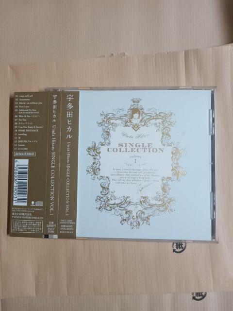 Utada Hikaru SINGLE COLLECTION VOL�D1  �� �^�����g�O�b�Y�� 