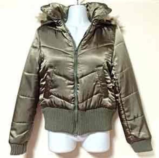 yVi/abc une facezI[uJ[_EWPbg  uh 