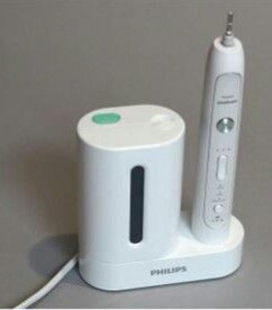 PHILIPS/フィリップス/紫外線除菌器/充電器/美品/歯ブラシ除菌 < ヘルス/ビューティー  PHILIPS/フィリップス/紫外線除菌器/充電器/美品/歯ブラシ除菌 < ヘルス/ビューティーの