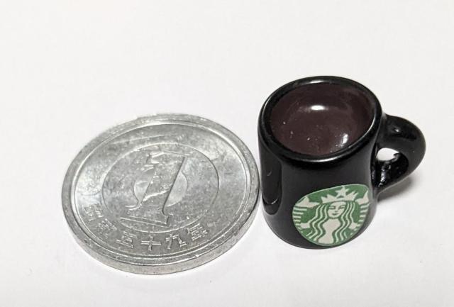 ミニチュア★マグカップ★コーヒー★スターバックス★黒★ブラック★ロゴなしタイプ★リカちゃんやドールハウスに★ < おもちゃ  ミニチュア★マグカップ★コーヒー★スターバックス★黒★ブラック★ロゴなしタイプ★リカちゃんやドールハウスに★ < おもちゃの
