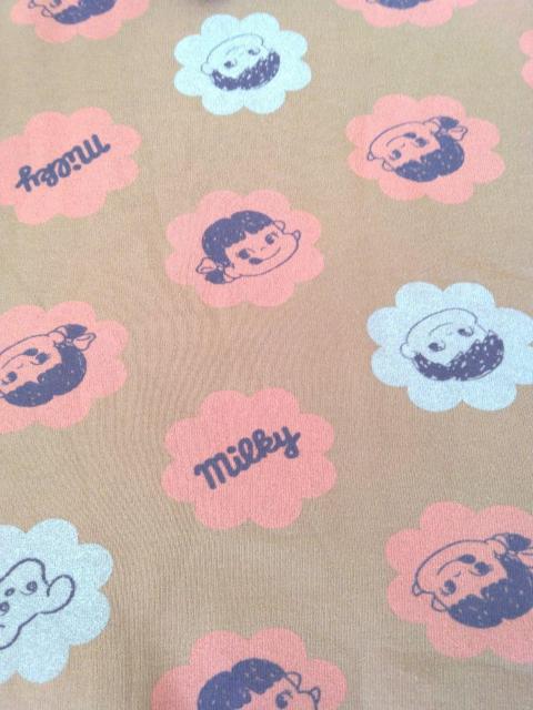 新品☆ペコちゃん&ポコちゃん*プルオーバーパーカー < アニメ/コミック/キャラクター  新品☆ペコちゃん&ポコちゃん*プルオーバーパーカー < アニメ/コミック/キャラクターの