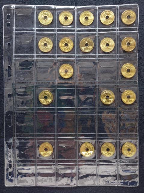 日本 現行硬貨 5円玉 五円硬貨 五円黄銅貨 ゴシック体 平成元年〜平成30年 美品 ほぼ未使用 19枚コインホルダーコレクション < ホビー 日本 現行硬貨 5円玉 五円硬貨 五円黄銅貨 ゴシック体 平成元年〜平成30年 美品 ほぼ未使用 19枚コインホルダーコレクション < ホビーの