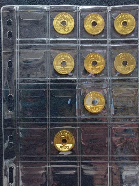 日本 現行硬貨 5円玉 五円硬貨 五円黄銅貨 ゴシック体 平成元年〜平成30年 美品 ほぼ未使用 19枚コインホルダーコレクション < ホビー 日本 現行硬貨 5円玉 五円硬貨 五円黄銅貨 ゴシック体 平成元年〜平成30年 美品 ほぼ未使用 19枚コインホルダーコレクション < ホビーの