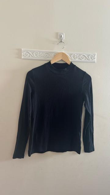 ユニクロ リブハイネックT 長袖Tシャツ カットソー 黒 ブラック L < ブランド ユニクロ リブハイネックT 長袖Tシャツ カットソー 黒 ブラック L < ブランドの