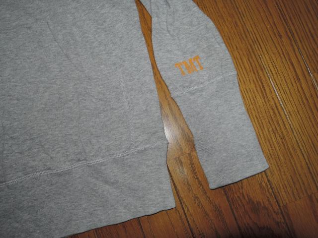 TMT MALIBU LOGO パーカー S 灰 薄手 マリブロゴ カットソー BIG HOLIDAY MALIBU < ブランド  TMT MALIBU LOGO パーカー S 灰 薄手 マリブロゴ カットソー BIG HOLIDAY MALIBU < ブランドの