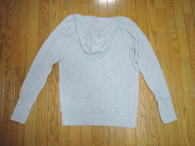 TMT MALIBU LOGO パーカー S 灰 薄手 マリブロゴ カットソー BIG HOLIDAY MALIBU < ブランド  TMT MALIBU LOGO パーカー S 灰 薄手 マリブロゴ カットソー BIG HOLIDAY MALIBU < ブランドの