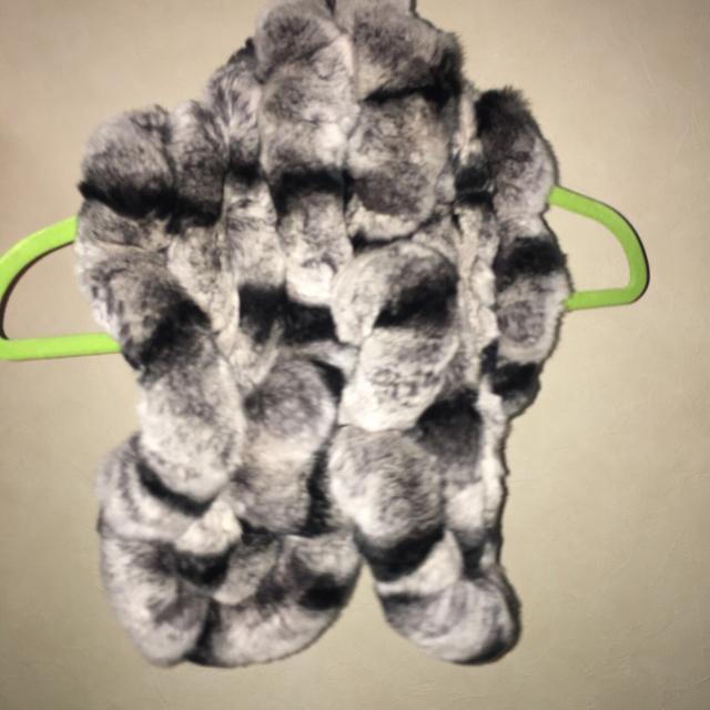 ラビットファー マフラー ネックウォーマー チンチラ染 白黒ライトグレー < 女性ファッション ラビットファー マフラー ネックウォーマー チンチラ染 白黒ライトグレー < 女性ファッションの