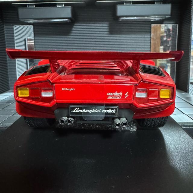 絶版未展示品 京商 1/18 ランボルギーニ カウンタック LP500 レッド < ホビー  絶版未展示品 京商 1/18 ランボルギーニ カウンタック LP500 レッド < ホビーの