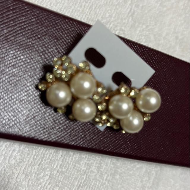 送料無料 パールピアス < 女性アクセサリー/時計 送料無料 パールピアス < 女性アクセサリー/時計の