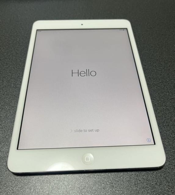 ■Apple iPad mini (Wi-Fiモデル) シルバー 16GB タブレット 初期化済み < PC本体/周辺機器 ■Apple iPad mini (Wi-Fiモデル) シルバー 16GB タブレット 初期化済み < PC本体/周辺機器の