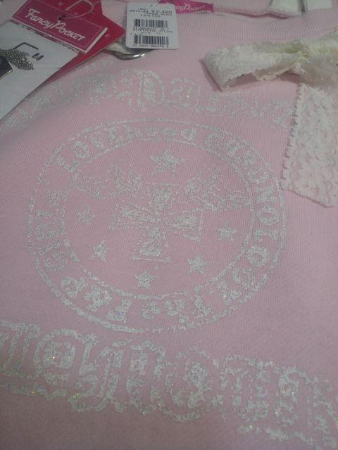 ラメプリントトレーナーピンク150p〜 < キッズ/ベビー  ラメプリントトレーナーピンク150p〜  < キッズ/ベビーの