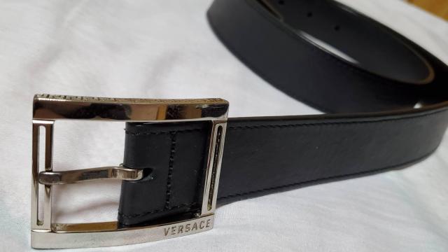 正規 ヴェルサーチ クラシック グレカG ロゴ ラージL スクエアオープンアートバックル ブラックレザーベルト 黒 90 < ブランド  正規 ヴェルサーチ クラシック グレカG ロゴ ラージL スクエアオープンアートバックル ブラックレザーベルト 黒 90  < ブランドの