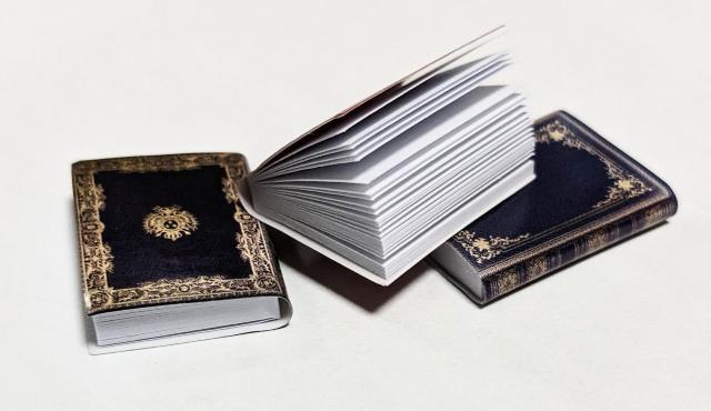 ミニチュア★魔A書@★本★ノート★色違い3種類セット★柄違いあります★ドールハウス★ハリーポッターごっこなどいかがですか(^^♪ < おもちゃ ミニチュア★魔A書@★本★ノート★色違い3種類セット★柄違いあります★ドールハウス★ハリーポッターごっこなどいかがですか(^^♪ < おもちゃの