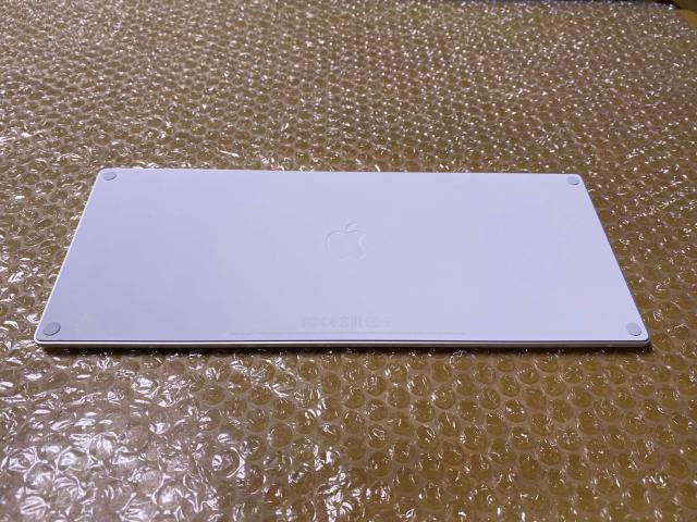 日本版★Apple★キーボード★ライトニング★アップル★ワイヤレス★Bluetooth★問題なし★バッテリーOK < PC本体/周辺機器  日本版★Apple★キーボード★ライトニング★アップル★ワイヤレス★Bluetooth★問題なし★バッテリーOK < PC本体/周辺機器の