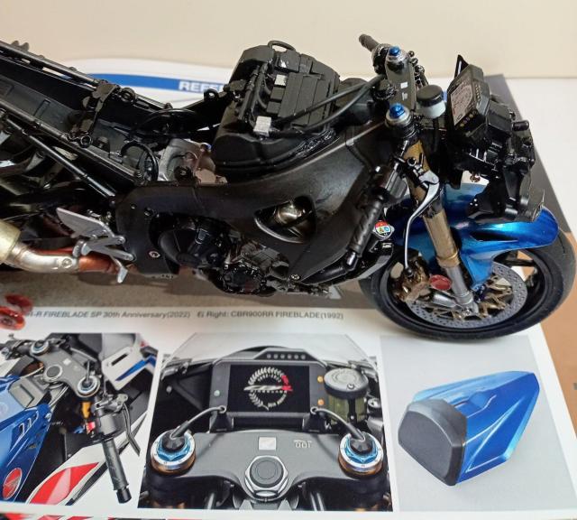 �^�~���o�C�N�v�����f��1/12�����iHONDACBR1000RR-R �� �z�r�[�� 
