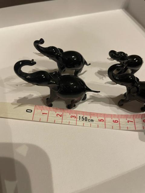 ゾウの親子ガラスの置物 インテリア < インテリア/ライフ ゾウの親子ガラスの置物 インテリア < インテリア/ライフの