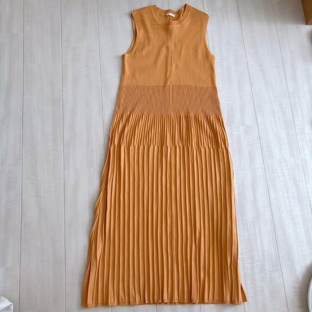 ◆GU/ジーユー◆リブニットワンピース(ノースリーブ)Q★オレンジXL*大人気アイテム*秋冬コーデ♪ < ブランド  ◆GU/ジーユー◆リブニットワンピース(ノースリーブ)Q★オレンジXL*大人気アイテム*秋冬コーデ♪ < ブランドの