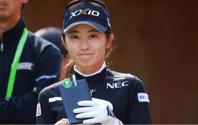 【送料無料】ゴルフ安田佑香 厳選写真フォトL判10枚セット A < タレントグッズ  【送料無料】ゴルフ安田佑香 厳選写真フォトL判10枚セット A < タレントグッズの