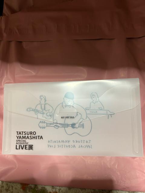 �R���B�Y�����Live�W�̃O�b�Y�`�P�b�g�z���_�[ �� �^�����g�O�b�Y�� 