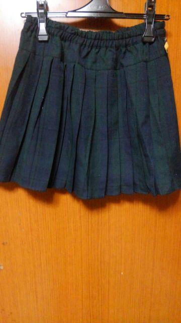 �A�i�q���̃X�J�[�g 