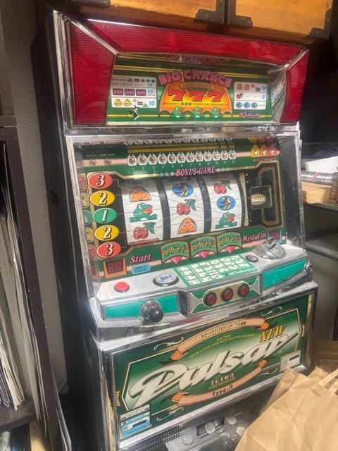 希少/初代/NEW Pulsar/ニューパルサー/山佐/4号機/パチスロ/スロット/レトロ/実機 < ゲーム本体/ソフト  希少/初代/NEW Pulsar/ニューパルサー/山佐/4号機/パチスロ/スロット/レトロ/実機  < ゲーム本体/ソフトの
