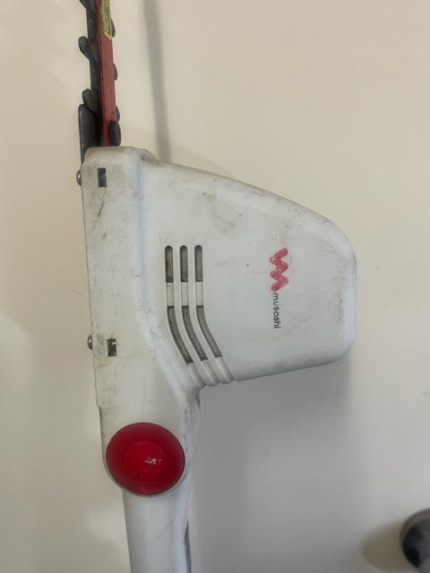 musashi】ポールトリマー P-2001 伸縮式 約170〜310cm 高枝バリカン < 家電/AV musashi】ポールトリマー P-2001 伸縮式 約170〜310cm 高枝バリカン < 家電/AVの