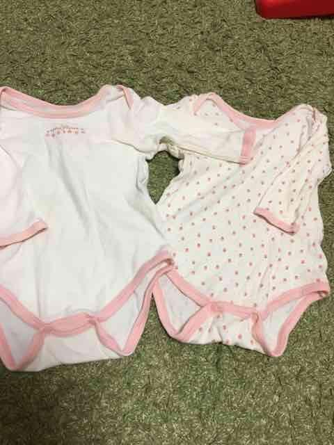 西松屋、長袖肌着 80cm 2枚セット < キッズ/ベビー 西松屋、長袖肌着 80cm 2枚セット < キッズ/ベビーの