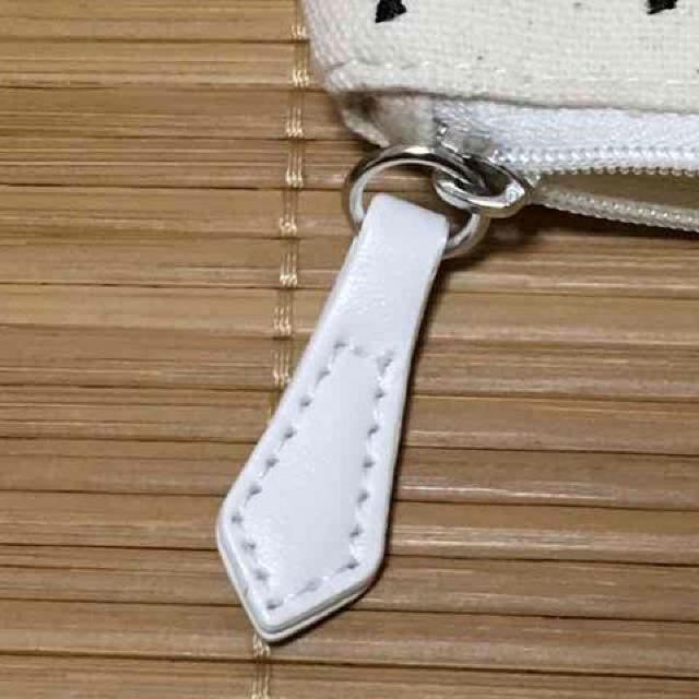 ディズニー・不思議の国のアリス柄サガラ刺繍ポーチ。アリス < アニメ/コミック/キャラクター ディズニー・不思議の国のアリス柄サガラ刺繍ポーチ。アリス < アニメ/コミック/キャラクターの